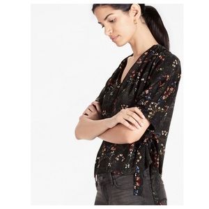 Lucky Brand v-neck dark floral boxy side tie top